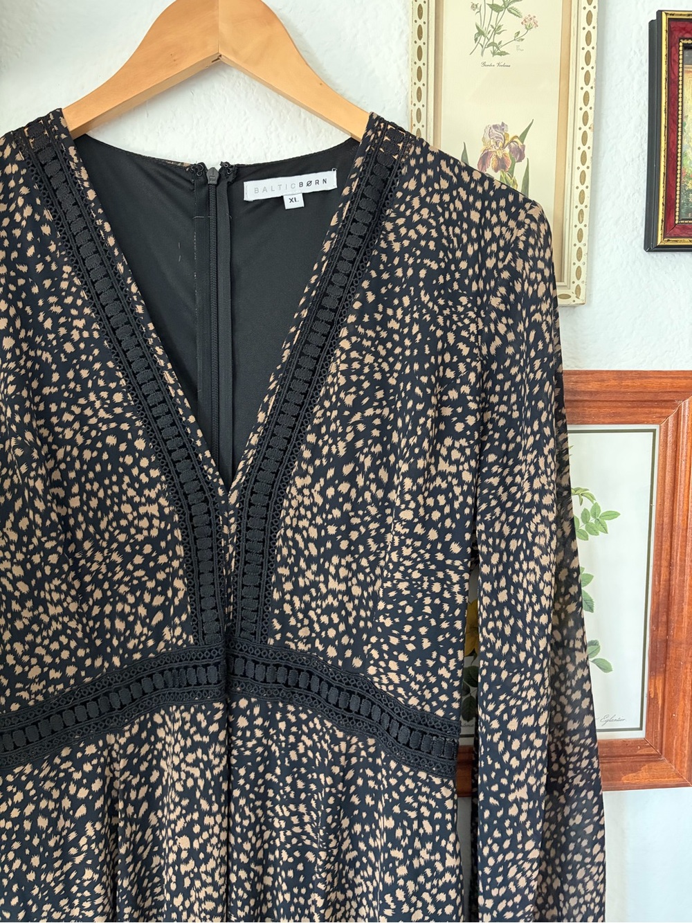 Vintage Glam Boho Animal Cha Cha Print Maxi Dress Long Sleeve V Neck Brown - XL - Picture 2 of 11